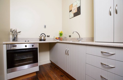 Hawera Cabin | Tairoa Lodge & Cottage