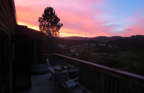 Tairua House | Tairua Treetops - cosy home with stunning views and hot tub