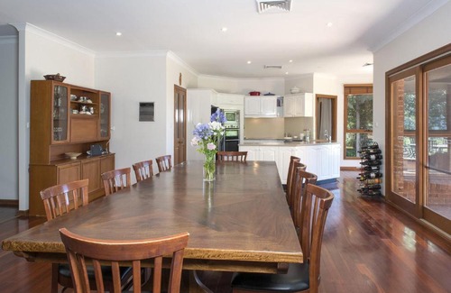 Kangaroo Valley House | Taliesin - Beautiful 4 bedroom home with amazing views!