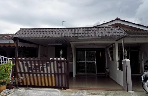 Kampung Simpah House | Taman Bagan Single Storey Terrace House, 9mins to Sunway Carnival Mall, Seberang Jaya
