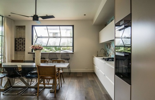 Bondi House | Tamarama Beach (Heated Pool)
