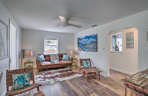 Safety Harbor House | Tampa Bay Area Cottage with Gas Grill and Fire Pit!