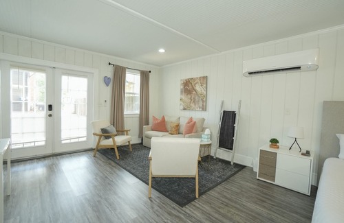 South Seminole Heights House | Tampa Bungalow 110 W Alva Street