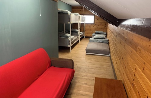 Minakami Cabin | Tanigawa Valley Lodge & Coffee Roastery