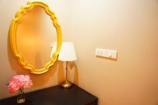 Nai Wiang Hotel | Taris Art Hotel Phrae