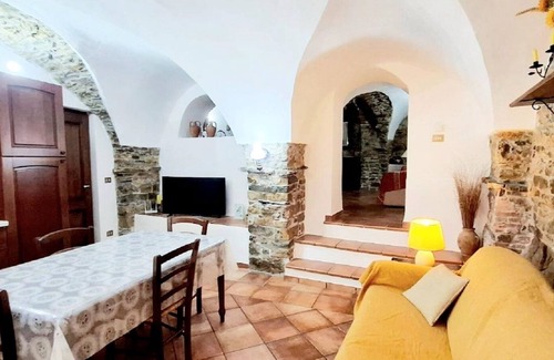 Terzorio Apartment | 'TASTE OF LIGURIA' in Antico Borgo near the sea