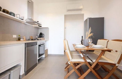 Porto Palo Apartment | Tasteful and friendly apartment in quiet location by the sea.