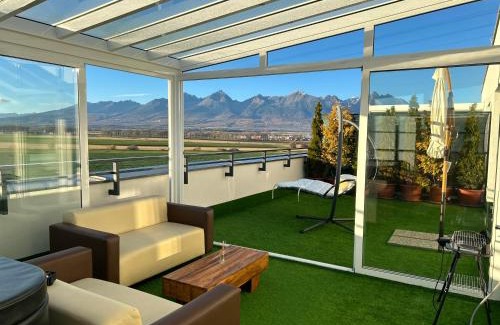 Poprad Apartment | Tatra billetee apartmán s luxusným výhľadom na VysokéTatry a súkromným wellness