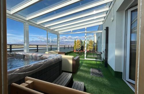 Poprad Apartment | Tatra billetee apartmán s luxusným výhľadom na VysokéTatry a súkromným wellness