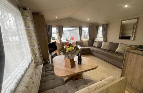 Tattershall House | Tattershall Lakes Caravan