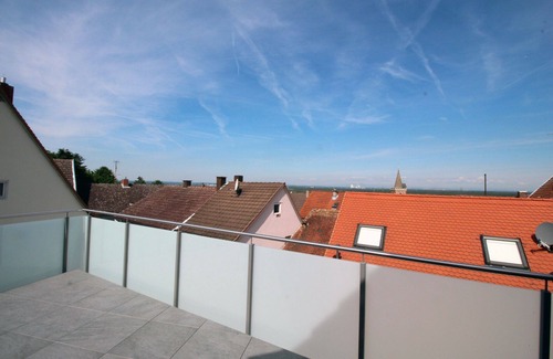 Horstein Apartment | Taunusblick apartment, directly to FrankfurtRhineMain