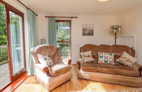 Sticklepath House | Taw River View