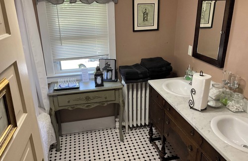 Dexter Bed & Breakfast | Taylor Edes Inn