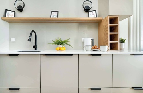 Ursus Apartment | Taylora 4 | Air Conditioned Apartment | Parking