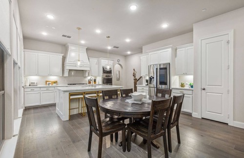 Allen House | TCH - Spacious 4bd/3.5ba home in Allen w/Workspace