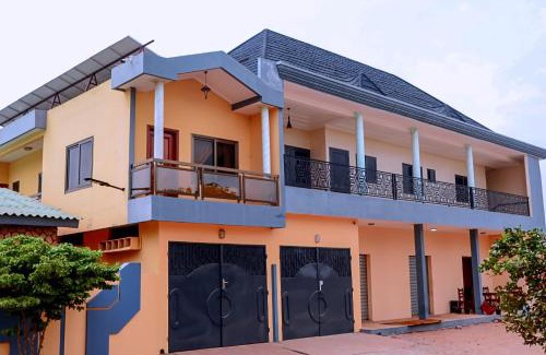 Ouidah Apartment | TCHETINMEY GUEST HOUSE & Tours