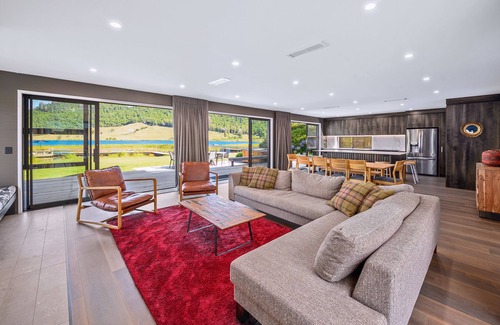 Lake Okareka House | TE TAURAKA Lakeside Escape in Okareka: Spacious, Stunning & Perfect for Families