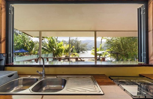 To'ahotu House | Temenino Villa Komako Seaside House