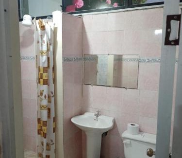 Tena House | Tena - 4 Beds - Sleeps 12 - Pet Friendly - Hot Tub