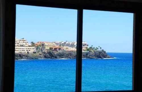 Las Galletas House | TENERIFE ON THE SEA, 6 PEOPLE, OPTICAL FIBER.