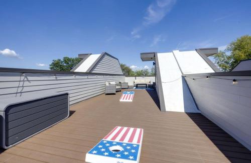 Radnor House | Tennessee Whiskey Townhome 4BD 4.5BTH