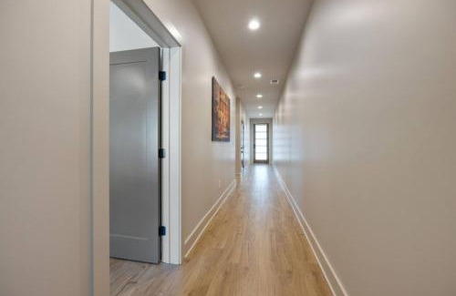 Radnor House | Tennessee Whiskey Townhome 4BD 4.5BTH
