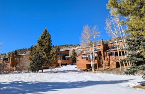 Keystone House | Tennis Townhomes 1326 by SummitCove Lodging