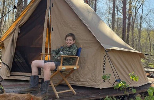 Indian Lake RV Rental | Tent in Indian Lake+Pet Friendly+Brookside