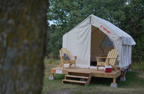Burbank RV Rental | Tentrr State Park Site - Nebraska Ponca State Park – Stargazing D – Single Cam