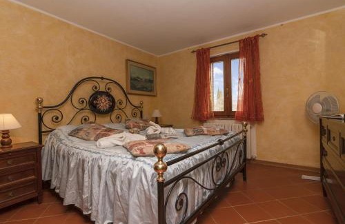 Roccastrada Villa | Tenuta Di Litiano With Pool - Happy Rentals