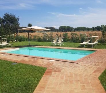 Rosignano Marittimo Villa | Tenuta la Valle Relaxing Oasis with pool in Tuascany