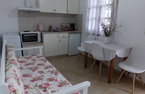 Analipsi Apartment | TEO 3. 1minute to the sunny beach