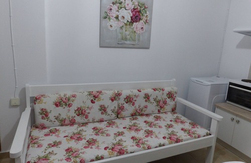 Analipsi Apartment | TEO 3. 1minute to the sunny beach