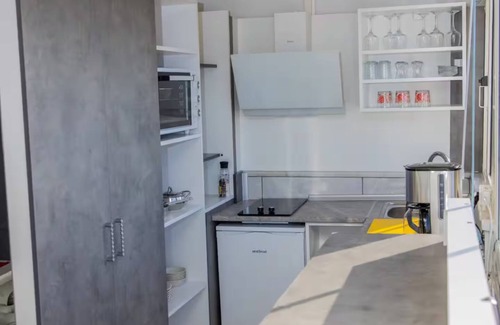 Kumkapi Apartment | TERRACE FLAT AT THE CENTER OF OLD CITY WITH JACUZZI