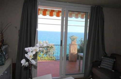 Andora Apartment | Terrace on the sea: beach & pool