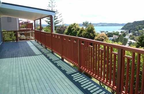 Russell House | Terracotta Gardens - Heart of Russell, key to the Bay of Islands.