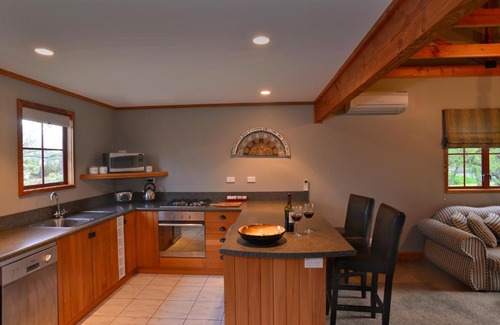 Carterton Cabin | Terracotta Lodge & Cottages