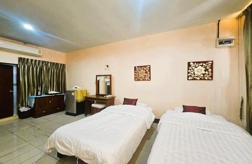 Hang Dong Hotel | Thai Gallery Baantawai