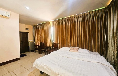 Hang Dong Hotel | Thai Gallery Baantawai