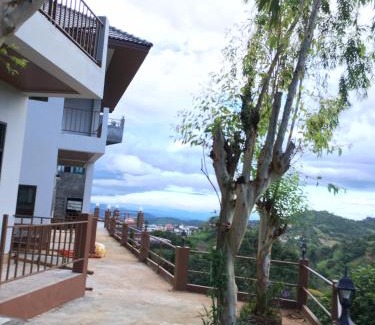 Mae Fa Luang Resort | Thai Tea Garden Home