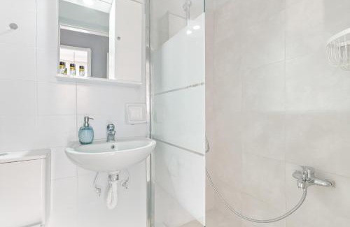 Chalandri Apartment | Thanasis Family Apartment