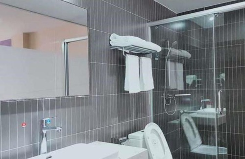 Kaiping Hotel | Thank Inn Chain Hotel Jiangmen Kaiping Shuikou Passenger Transport Station