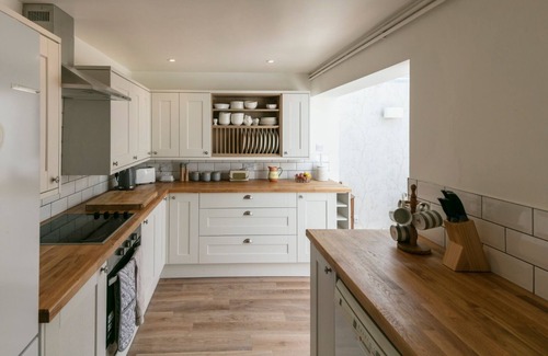 Bloxham Cottage | Thatched Cottage in Bloxham Banbury
