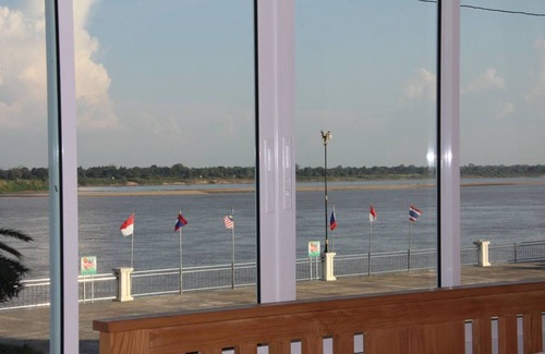 That Phanom Hotel | Thatphanom River View Hotel