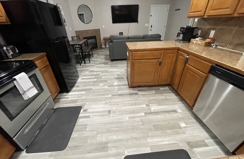 Casper House | The 1425 Fairdale by O.C.G.