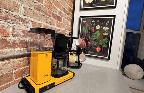 De Pere Apartment | The 1913 - newly renovated historic downtown loft