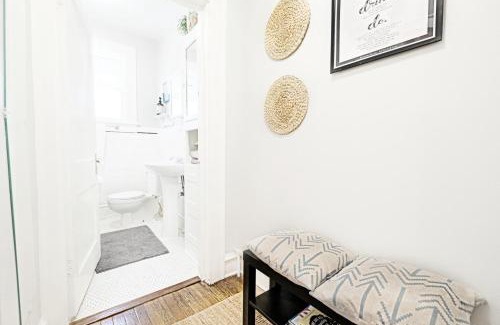 Lower Greenville Apartment | The 1920s Mainstay Studio Flat on Lower Greenville