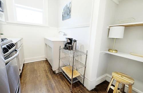 Lower Greenville Apartment | The 1920s Mainstay Studio Flat on Lower Greenville