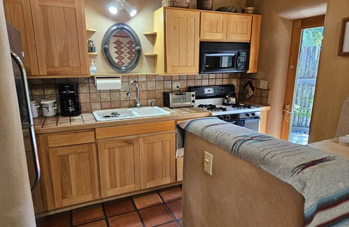 Taos Apartment | The 5 Star Casita is a Beautiful Secluded Property in Taos NM