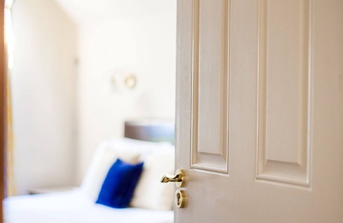 Boolteens Bed & Breakfast | The Anvil Bar & Restaurant
